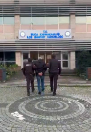 İzmir’de firari iki hükümlü yakalandı