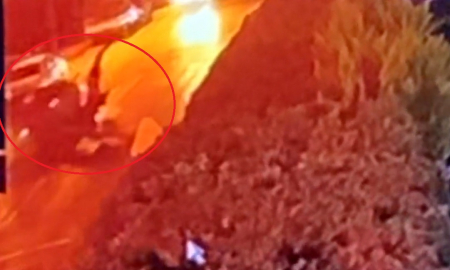 Bursa'da motosiklet ile otomobilin çarpıştığı kaza kamerada; 2 yaralı