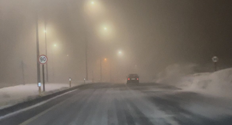 Develi-Erciyes yolunda sis sürücülere zor anlar yaşattı