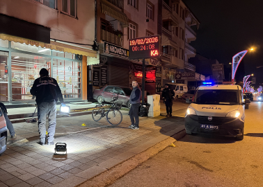 Pide kuyruğunda silahlı saldırı; 1 yaralı