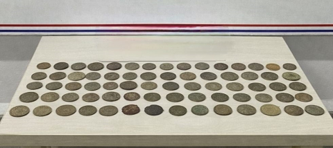 Bursa'da tarihi eser kaçakçılığı operasyonu: 70 sikke ele geçirildi