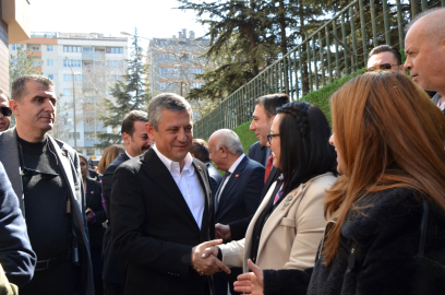 Özgür Özel: İktidarımızda esnafın da emeklinin de yüzü gülecek (2)