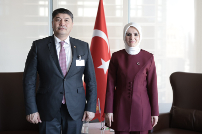 Bakan Göktaş, Moğolistanlı mevkidaşı Aubakır ile görüştü