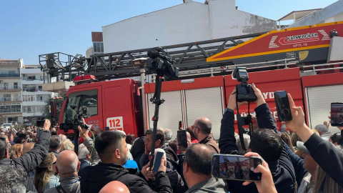 Kuşadası Belediyesi'ne 'yolsuzluk' soruşturması; belediye başkanı dahil 6 gözaltı (2)