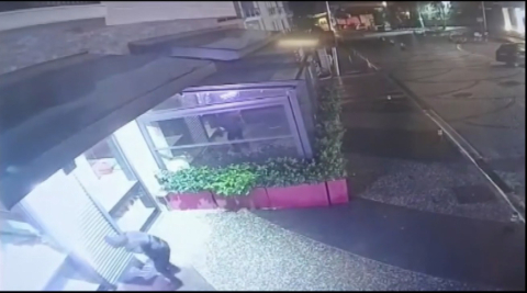 İstanbul- Eyüpsultan'da kuyumcudan milyonlarca liralık hırsızlık yapan 8 kişi yakalandı / Ek bilgi