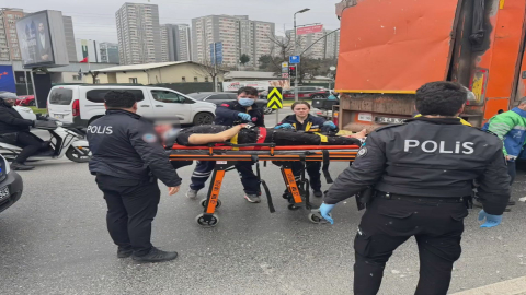 İstanbul - Ataşehir'de İBB'ye ait atık transfer kamyonunun çarptığı skuter sürücüsü ağır yaralandı