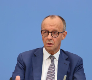 Almanya Başbakanı Merz ile ABD Başkanı Trump telefonda görüştü