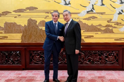 Çin Dışişleri Bakanı Wang, IAEA Başkanı Grossi ile görüştü