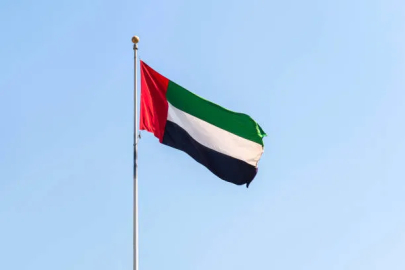 BAE'de engellenen füzenin parçaları caddeye düştü: 2 ölü, 3 yaralı