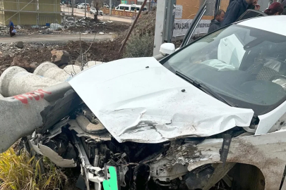 Gaziantep’te TIR ile otomobil çarpıştı: 2 yaralı