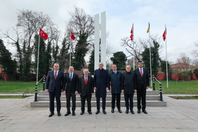 TBMM Başkanı Kurtulmuş, Bükreş Türk Şehitliği'ni ziyaret etti