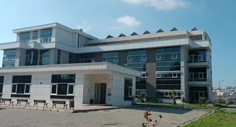 İzmir'de kayalıkların arasında bebek cesedi bulundu