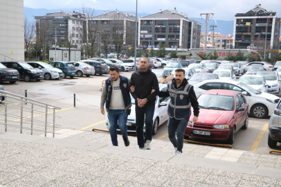 Çaldığı TIR’la gittiği eski sevgilisinin evinden de laptop çaldı