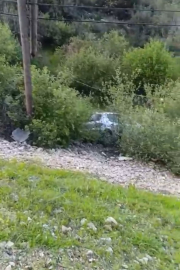 Mersin’de otomobil şarampole devrildi: 1 ölü, 1 yaralı