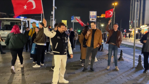 İstanbul - A Milli Takım'ın Dünya Kupası’na katılması Taksim'de kutlandı