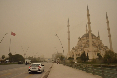 Doğu Akdeniz'de çöl tozu etkili oldu / Ek fotoğraflar