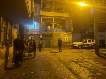 Diyarbakır'da kolonlarından ses gelen apartman tahliye edildi