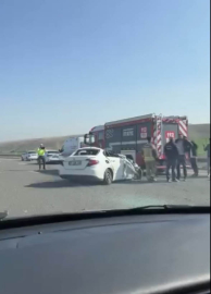 Ankara'da TIR'a arkadan çarpan otomobilin sürücüsü ağır yaralandı