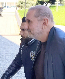 Taciz suçlamasıyla gözaltına alınan MUBRAŞ Yönetim Kurulu Başkanı tutuklandı (3)