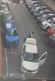 İsrail Konsolosluğu önündeki çatışma; şüphelilerin saldırı öncesi hazırlığı kamerada