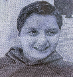 Apartmanın 5'inci katından düşen 11 yaşındaki Ateş Ender, yaşamını yitirdi