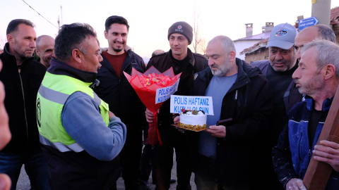 Kavga ihbarına giden polise 'davullu-zurnalı' kutlama