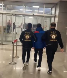 Bayrampaşa'da sopalarla çocuk darbeden 2 şüpheli tutuklandı