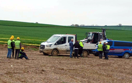 İş makinesinin kovasının çarptığı işçi öldü