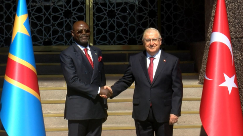 Bakan Güler, Kongolu mevkidaşı Muadiamvita ile görüştü