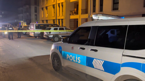 Aracından indiği sırada silahlı saldırıda yaralandı