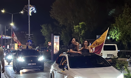 Edirne ve Tekirdağ'da Galatasaray taraftarları galibiyeti kutladı
