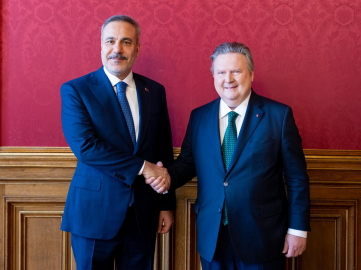 Bakan Fidan, Viyana Eyalet Başbakanı ve Belediye Başkanı Ludwig ile görüştü