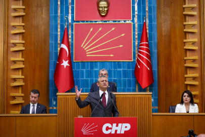 Özgür Özel: CHP teslim olanların değil, iktidarlara yürüyenlerin partisidir