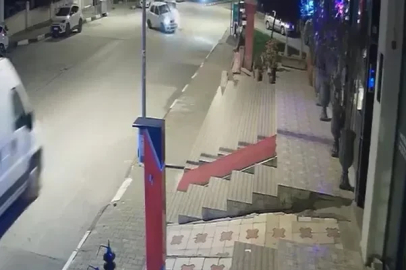 Tokat’ta 2 otomobilin çarpıştığı kaza kamerada