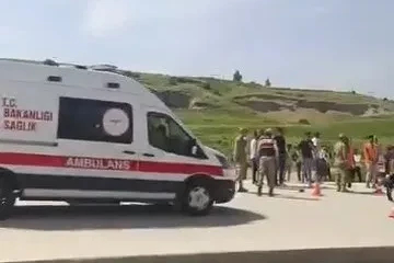 Şırnak'ta hafif ticari aracın çarptığı işçi öldü