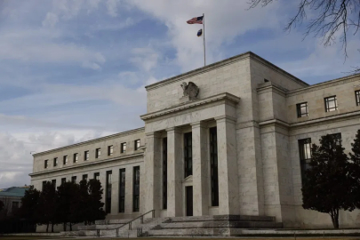 ABD Senatosu, Fed başkanlığı için Kevin Warsh'u onayladı