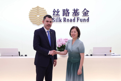 Bakan Kurum, İpek Yolu Fonu Yönetim Kurulu Başkanı Zhu ile görüştü