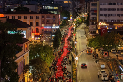 Samsun’da ‘Bayrak ve Fener Alayı’ yürüyüşü