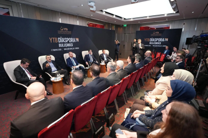 Bakan Tekin, Londra'da 'YTB Diaspora 2.0 Buluşması'nda konuştu