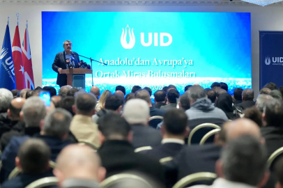 Bakan Tekin, Londra'da 'Anadolu'dan Avrupa'ya Ortak Miras Buluşmaları' programına katıldı