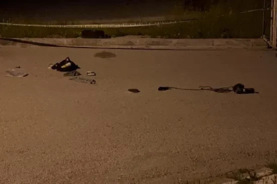 Motosikletlinin otomobil bagajına bıraktığı çanta, fünye ile patlatıldı