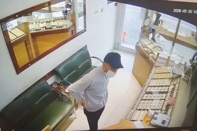 Kuyumcu dükkanında, 'eşime alacağım' diyerek baktığı yüzüğü çaldı