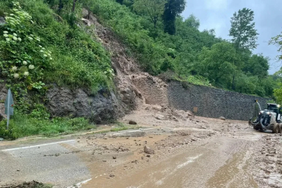 Ordu’da yağışlar heyelanlara neden oldu