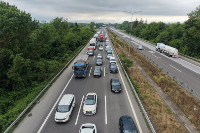 Anadolu Otoyolu’nun Düzce geçişinde bayram trafiği