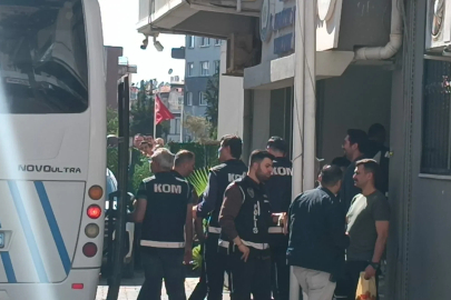 Buca Belediye Başkanı gözaltına alındı (3)