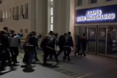 17 ilde 'nitelikli dolandırıcılık' operasyonları: 261 tutuklama