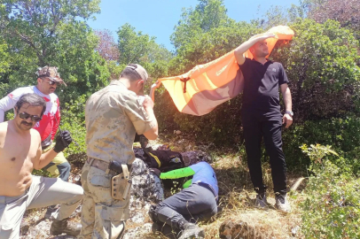 Ormana düşen yamaç paraşütçüsü yaralandı
