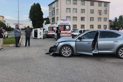 Iğdır'da otomobil ile minibüs çarpıştı: 4 yaralı