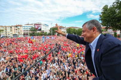 Özgür Özel: Biz buradayız, hiçbir yere gitmiyoruz / Ek fotoğraflar