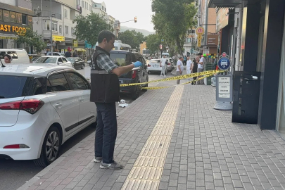 Sanal medyada tartıştıktan sonra buluşan iki grubun bıçaklı kavgası: 1 ölü, 1 yaralı